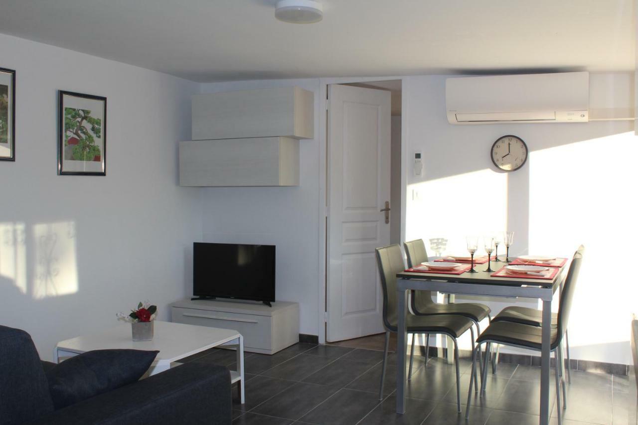 Charmante Villa A 15 Min De Nice Avec Piscine ブロサスク エクステリア 写真