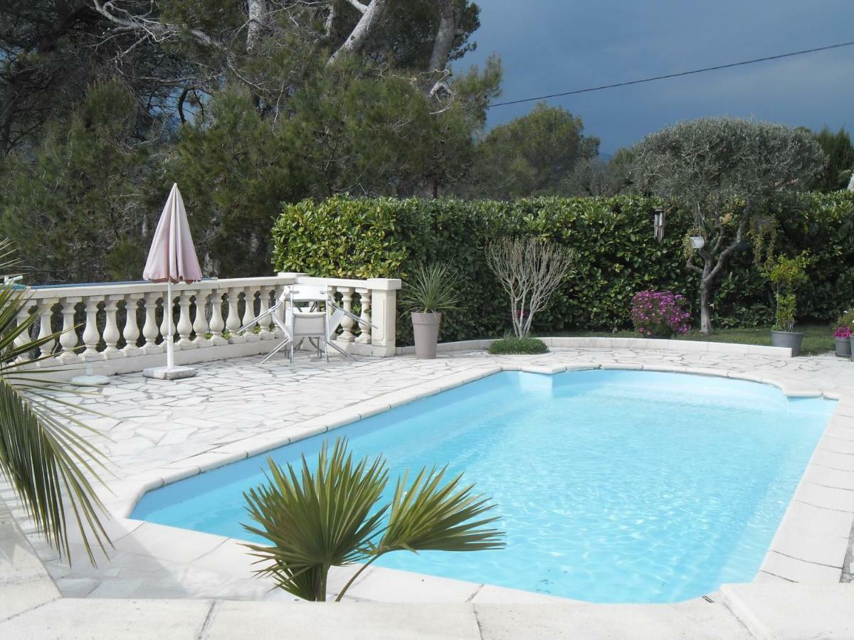 Charmante Villa A 15 Min De Nice Avec Piscine ブロサスク エクステリア 写真