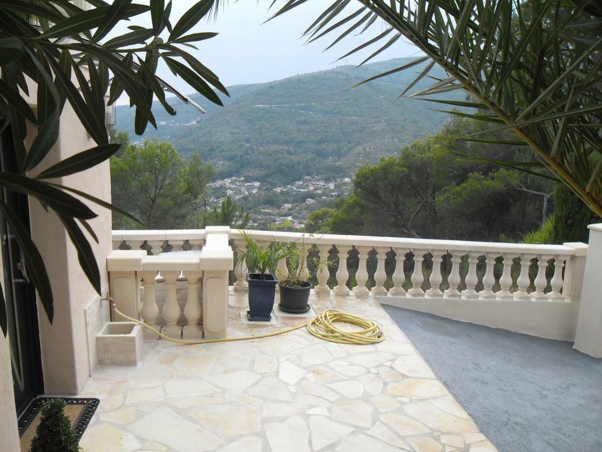 Charmante Villa A 15 Min De Nice Avec Piscine ブロサスク エクステリア 写真
